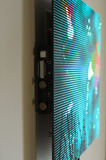 Livegrid: The Interactive Air Quality Monitor